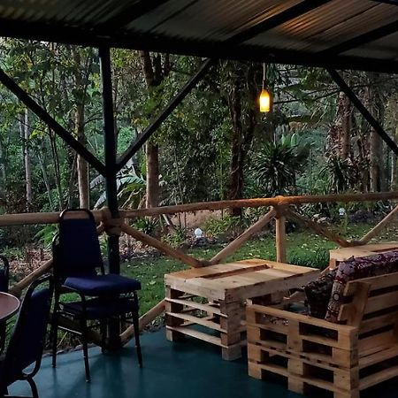 Kizumba House Vandrarhem Arusha Exteriör bild